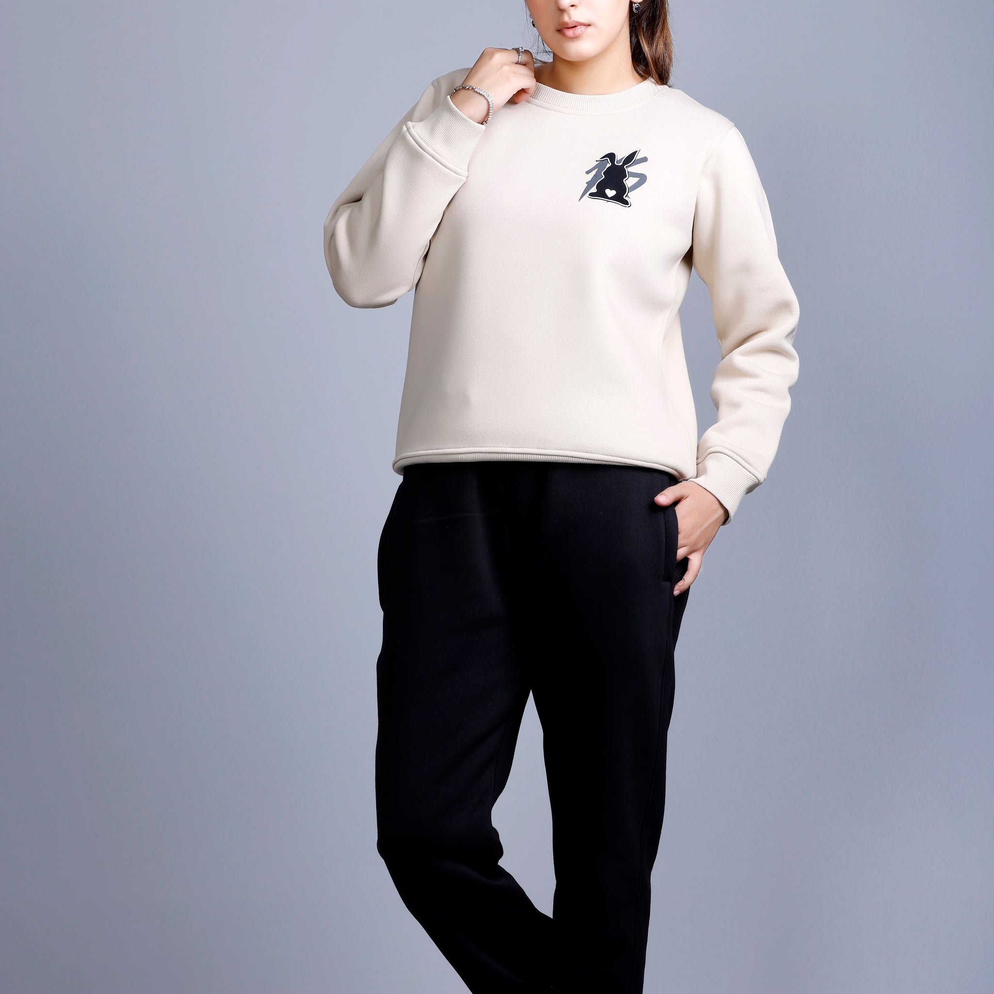 Patch-play crewneck